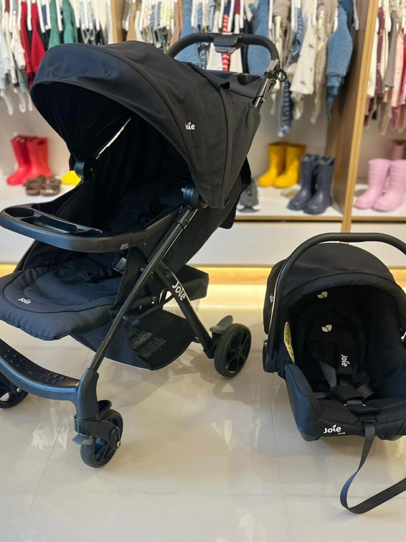 Coche paseador para bebé negro+portabebe Travel system MUZE JOIE