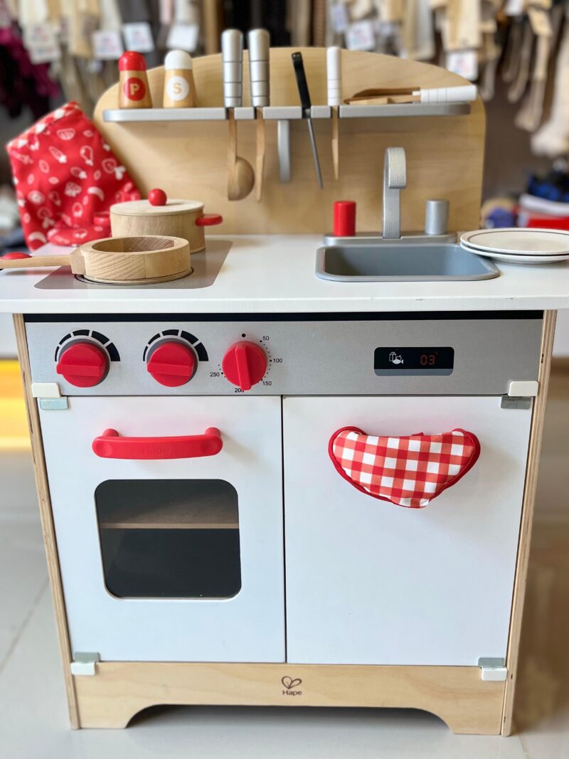 Cocinita montessori HAPE