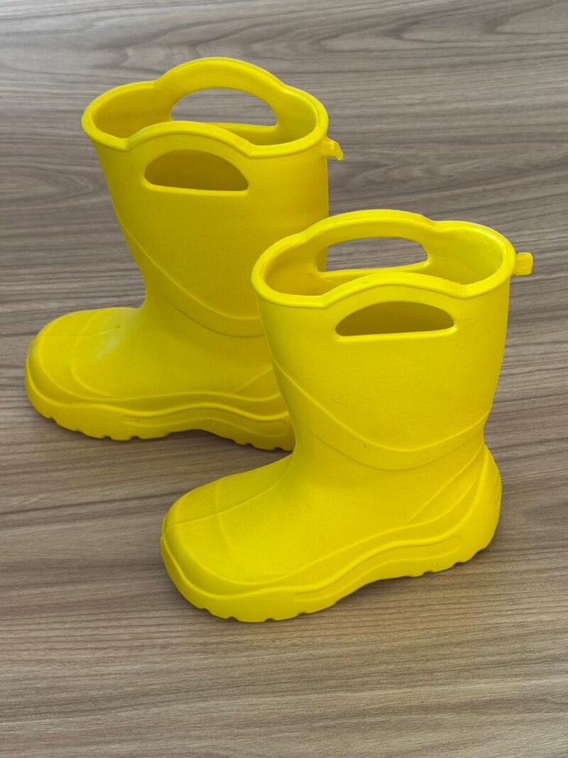 Botas Amarillas