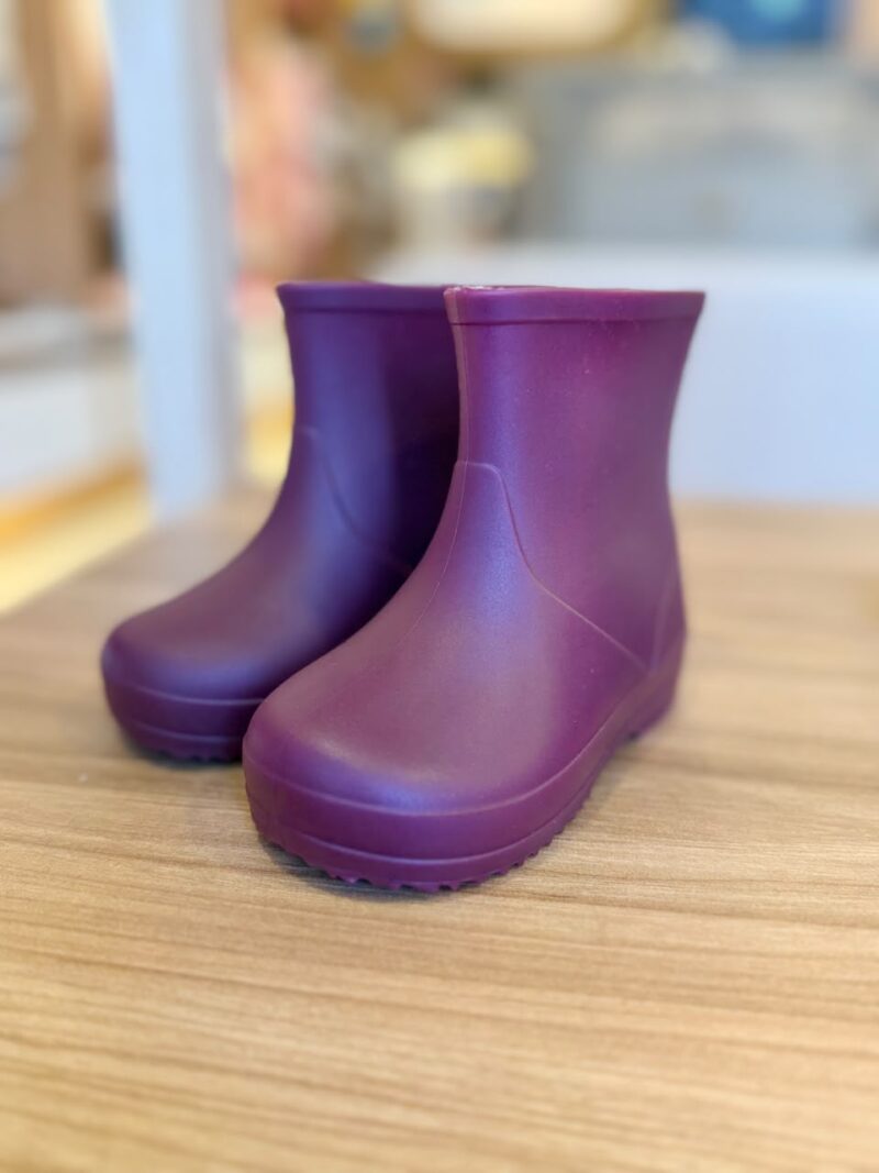 Bota Piesh Uva