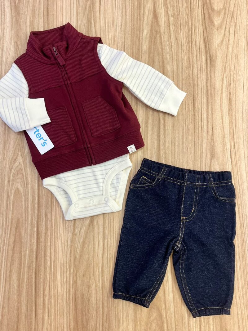 Conjunto chaleco vino Carter´s