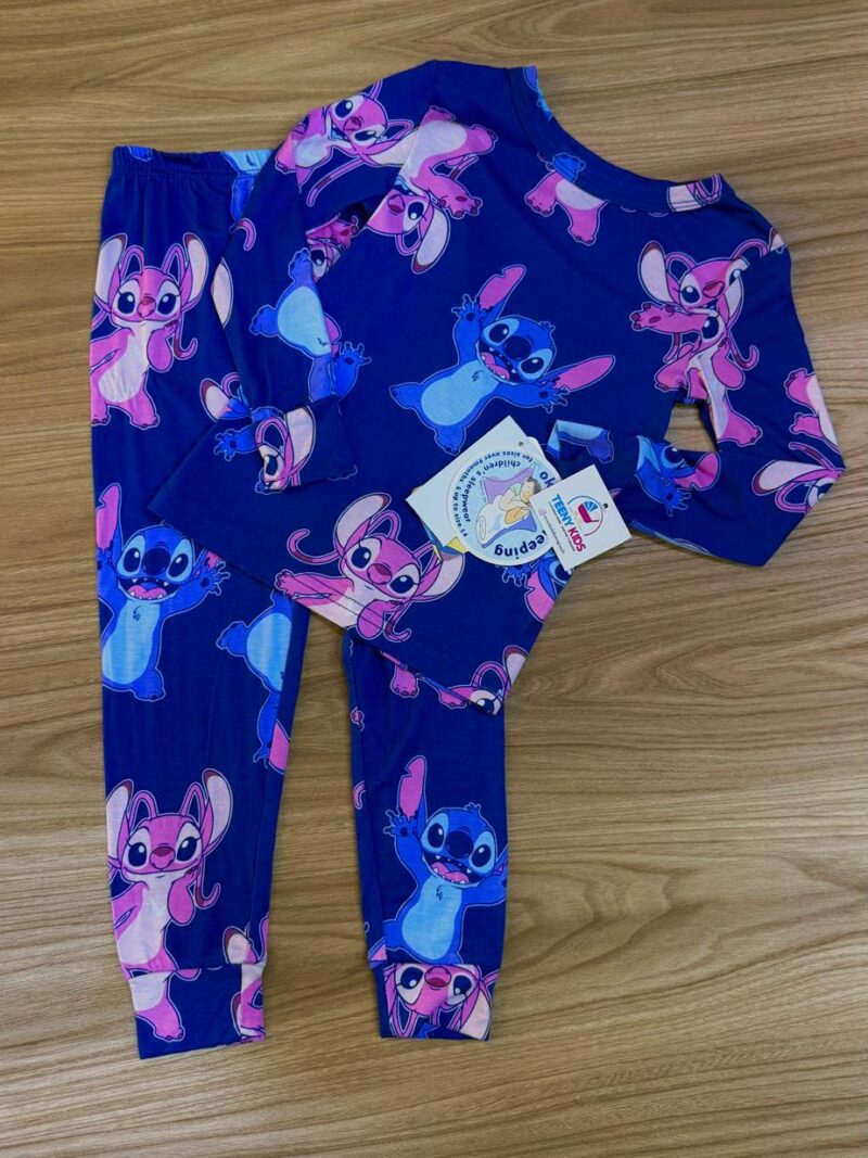 Conjunto Pijama Stitch