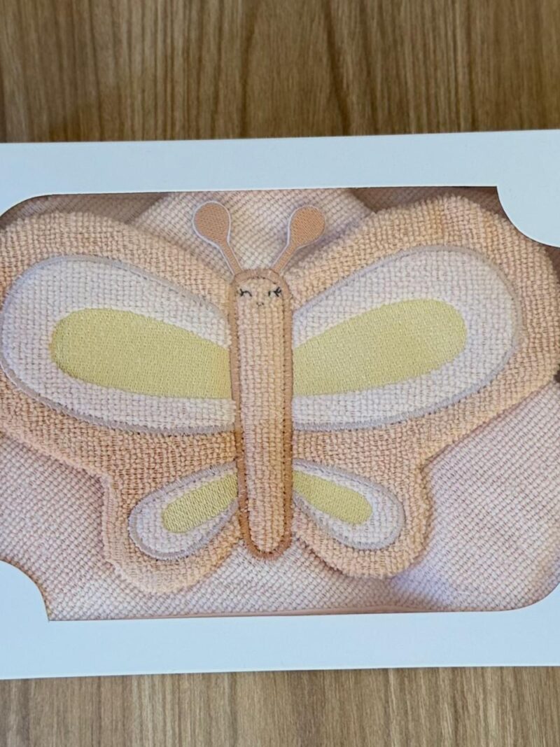 Toalla Rosada Capucha Mariposa