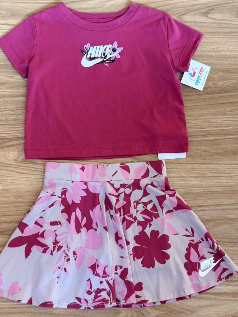 Conjunto Deportivo Vino Nike