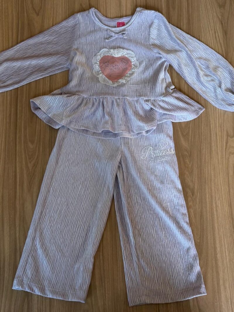 Conjunto Princesas Disney Morado