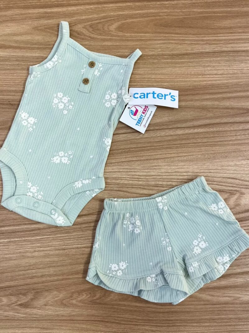 Conjunto verde Carters