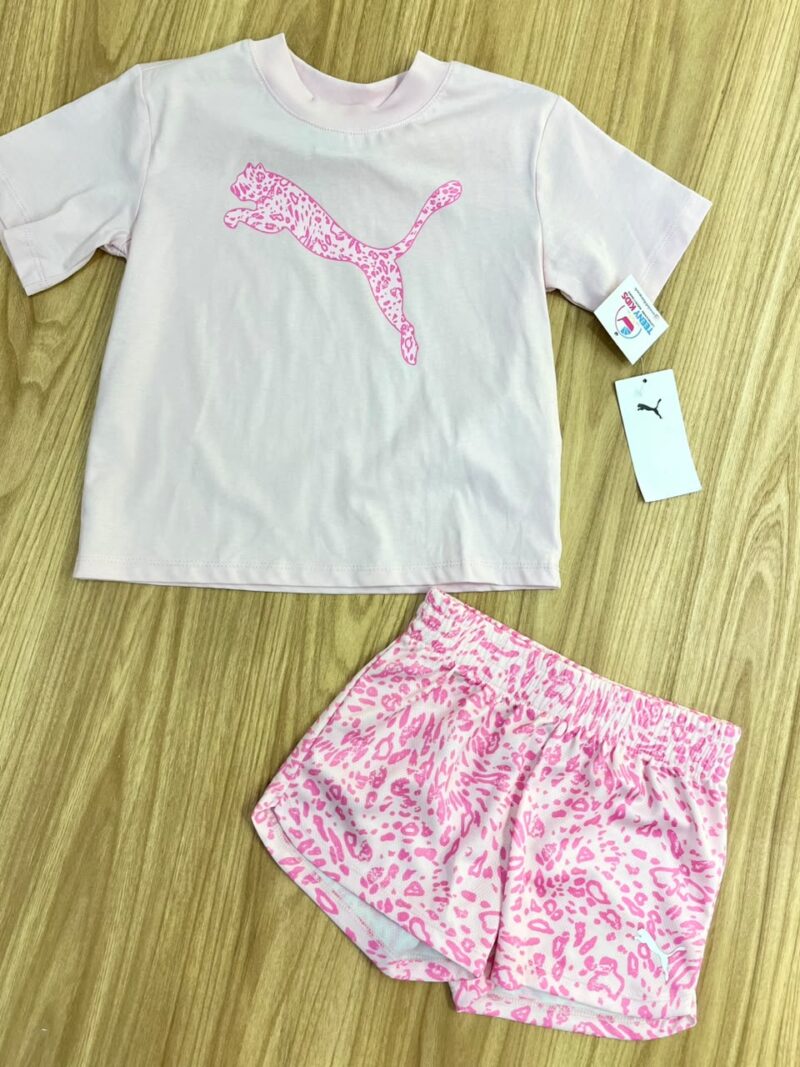 Conjunto deportivo rosado animal print Puma